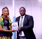 Les femmes de Tshangu portent Me Patient Bashombe ambassadeur de la cohésion sociale