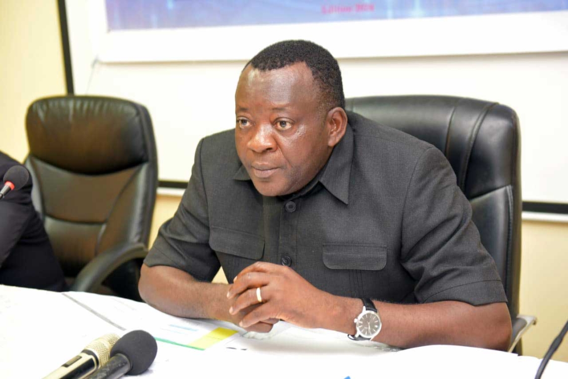 Dr. Etienne Tshimanga, DG/OCC