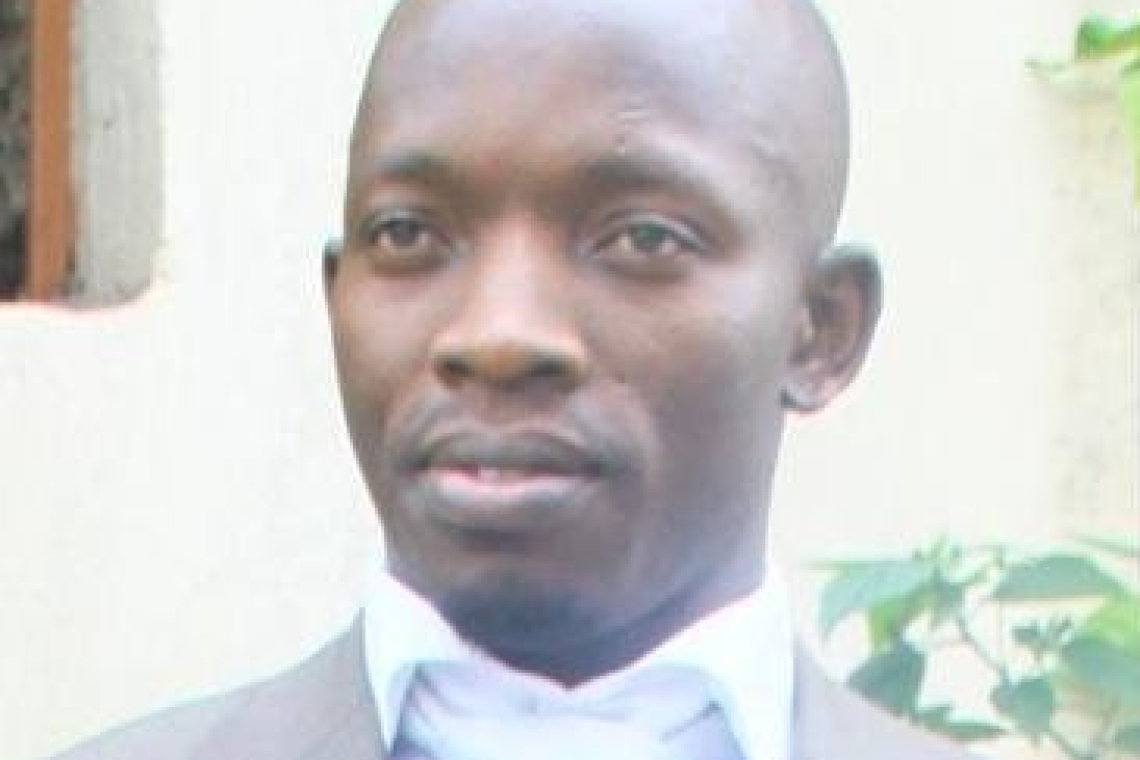 Expert en la matière, Bienfait Zihalirwa livre les conséquences du délabrement des routes de Kinshasa sur l'environnement