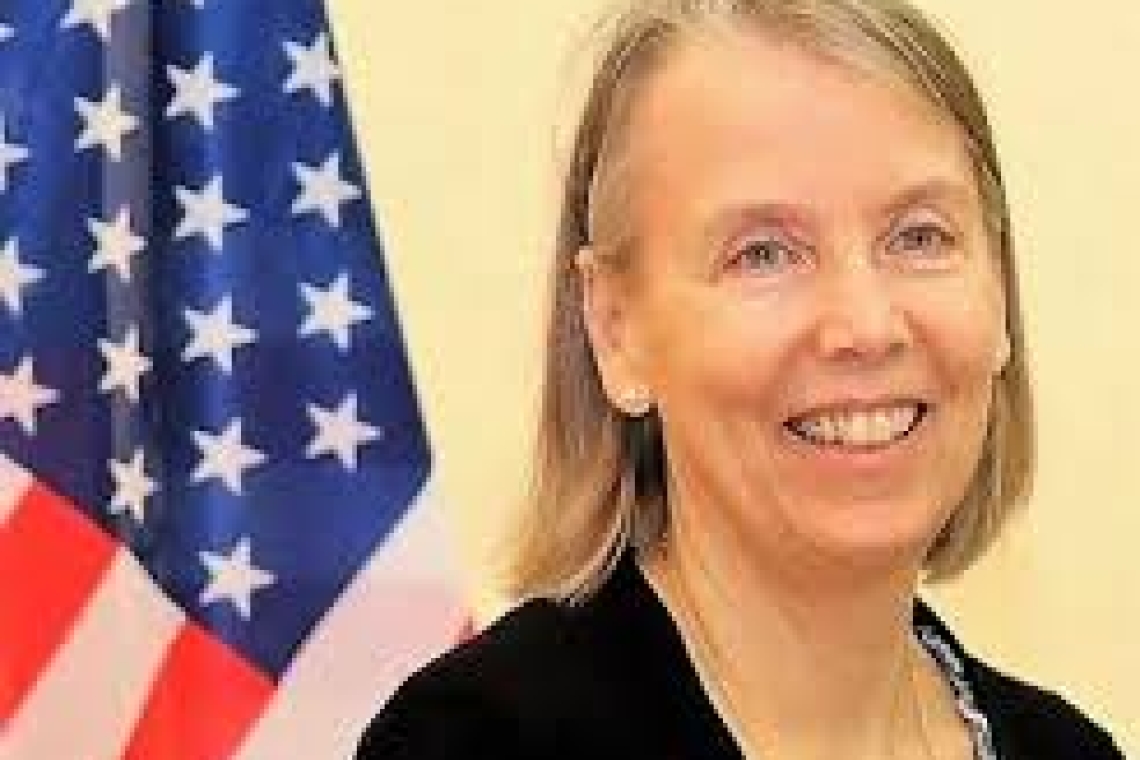 Attaque du Palais de la Nation : L'ambassadrice américaine Lucy Tamlyn promet que son pays va coopérer avec les autorités de la RDC