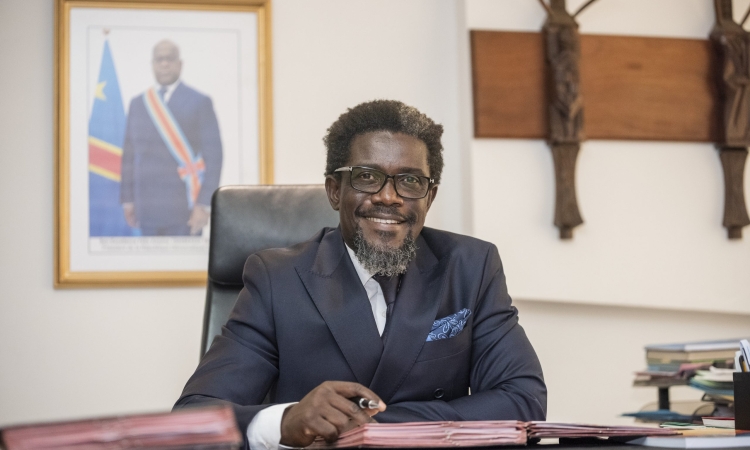 Académie des Beaux-Arts : DG Henri Kalama : un visionnaire face aux campagnes de discrédit !