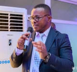 SOCIR Assolongo: Le DG Franck Beausaert d’accord pour la mise en place d’un cadre permanent de concertation avec les délégués de la communauté Kikimi.